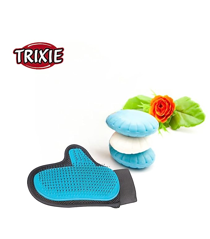 Trixie- Fur Care Glove for Dogs and Cats