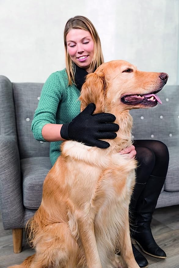Trixie- Fur Care Glove for Dogs and Cats